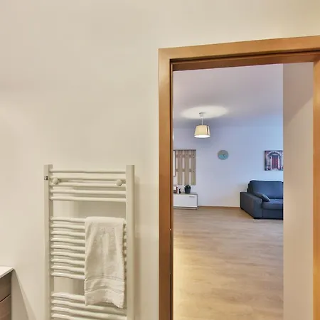 Les Cedres Apartment *
