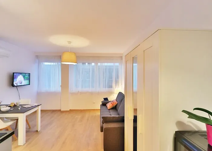 Les Cedres Apartment Straßburg