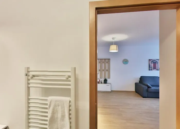 Les Cedres Apartment *