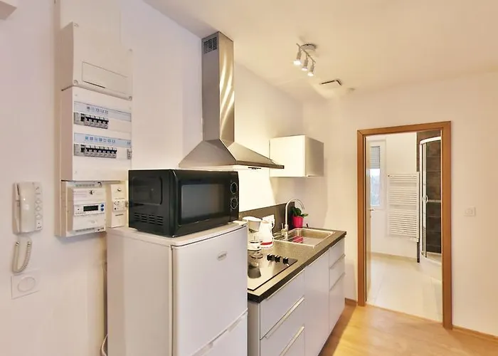 Les Cedres Apartment